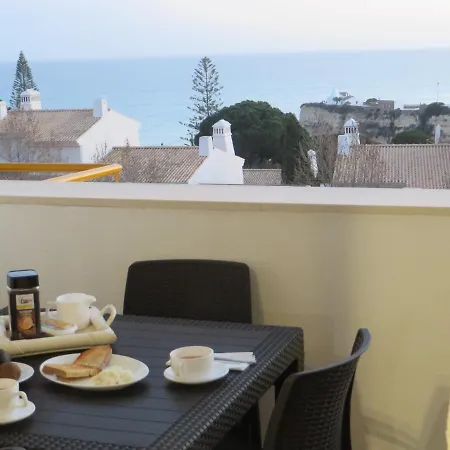 Quinta Das Palmeiras, Sea View And Pool In Porches شقة *